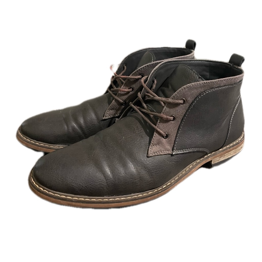 Mens Seven 91 Chukka Boots sz 8.5